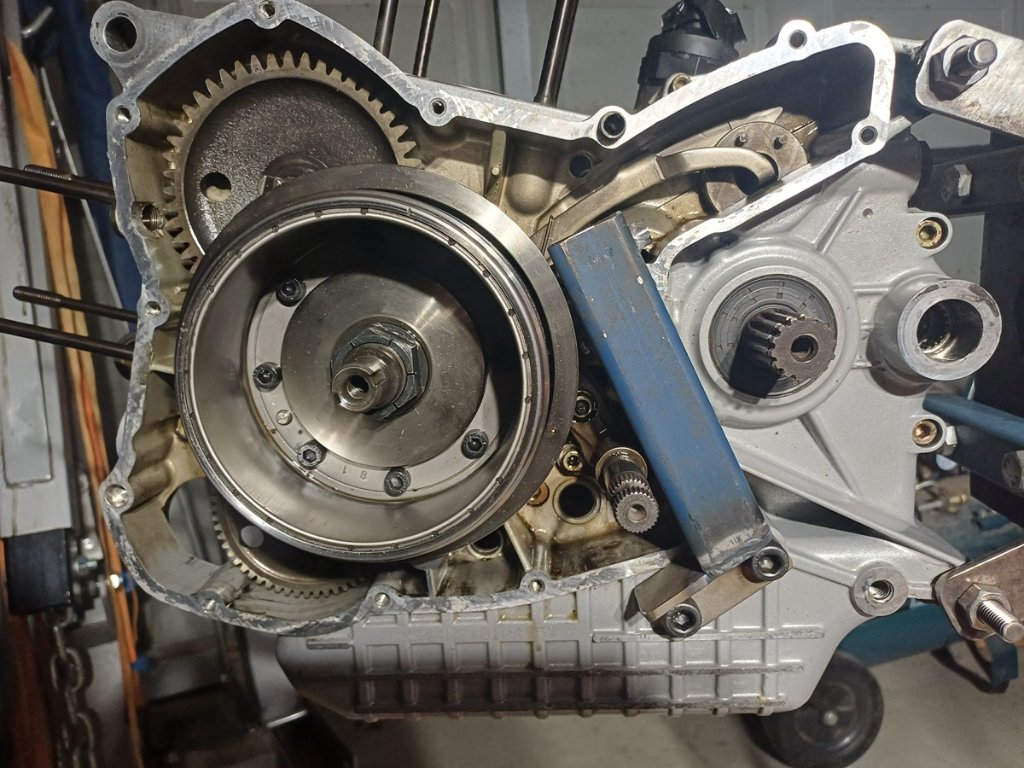 flywheel locked.jpg